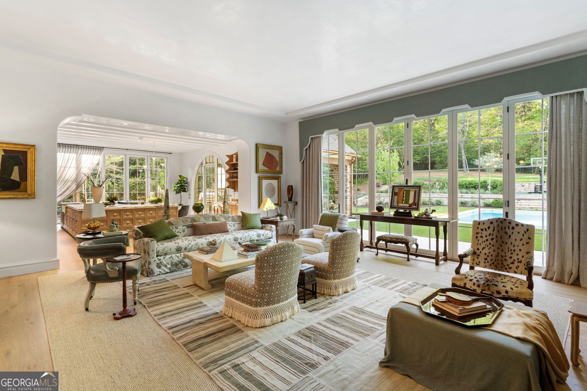 Tuxedo Park - Residential