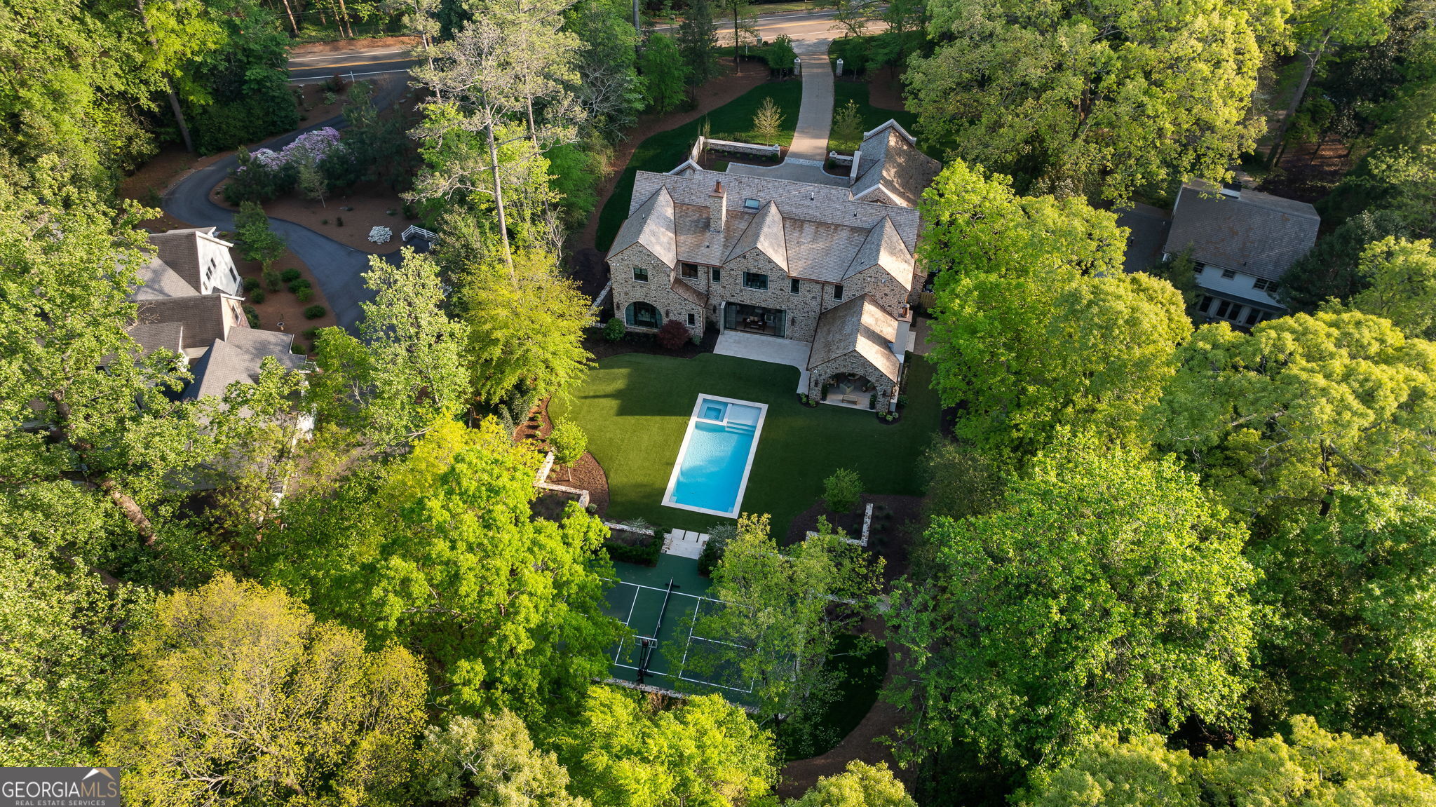 Tuxedo Park - Residential