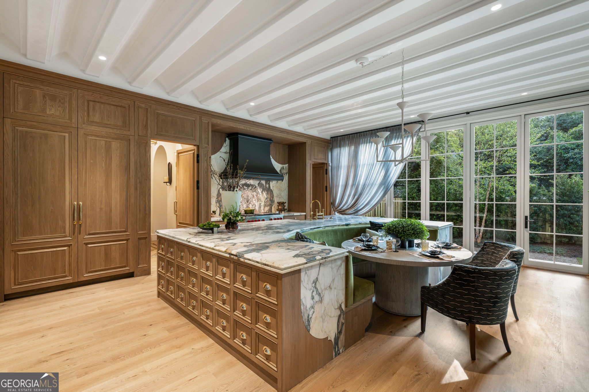 Tuxedo Park - Residential