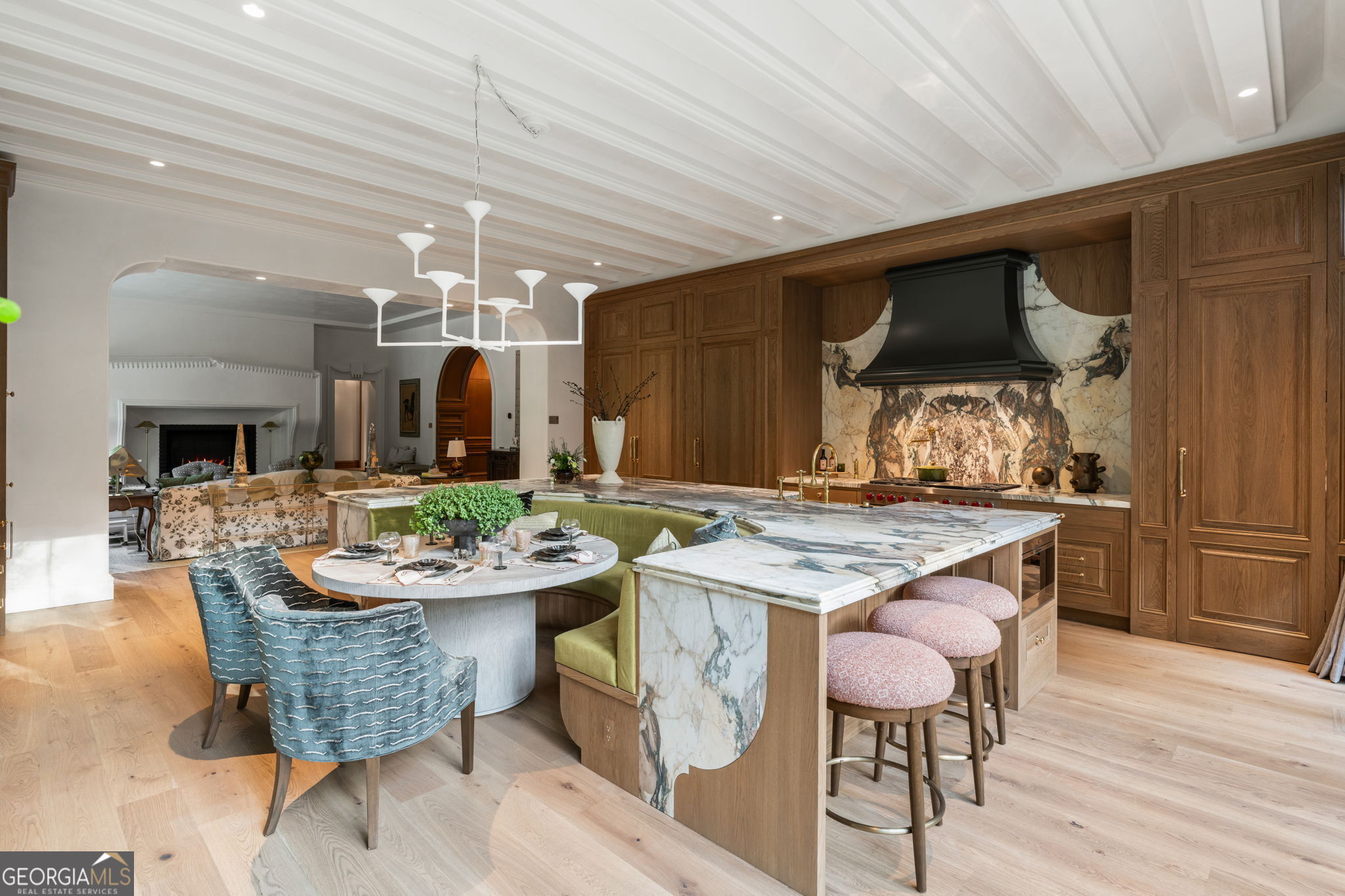 Tuxedo Park - Residential