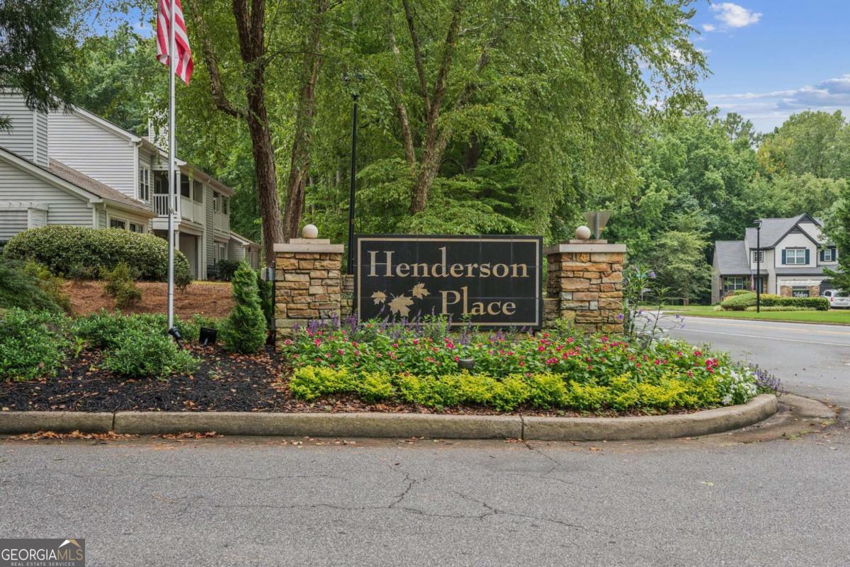 HENDERSON PLACE - Residential