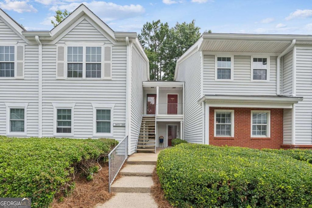 Photo of 3053 Westwood Way, Alpharetta, GA 30004 (MLS # 10632677)