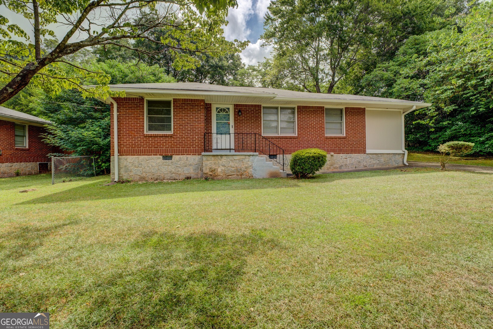 Beautifully renovated 3 bedroom brick ranch in perfect move-in condition! New paint, LVP flooring throughout, new cabinets, quartz countertops, new stove and dishwasher, recessed LED lighting throughout, extra insulation, 3 year old HVAC, 2 year old water heater. extra large laundry/utility room, private fenced back yard great for pets/garden. This lovely all brick ranch is located on a quiet dead end street close to shopping, schools and the airport.