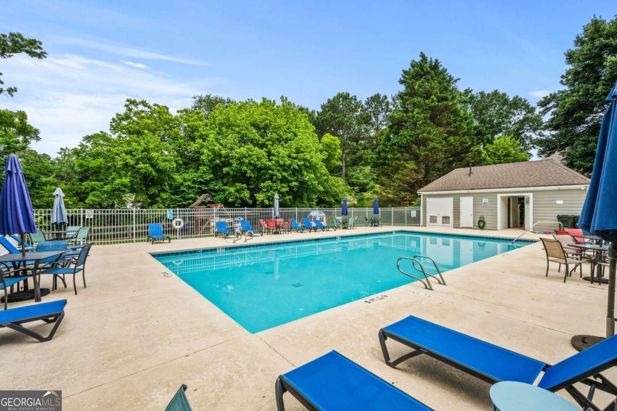 3770 Wake Robin WAY