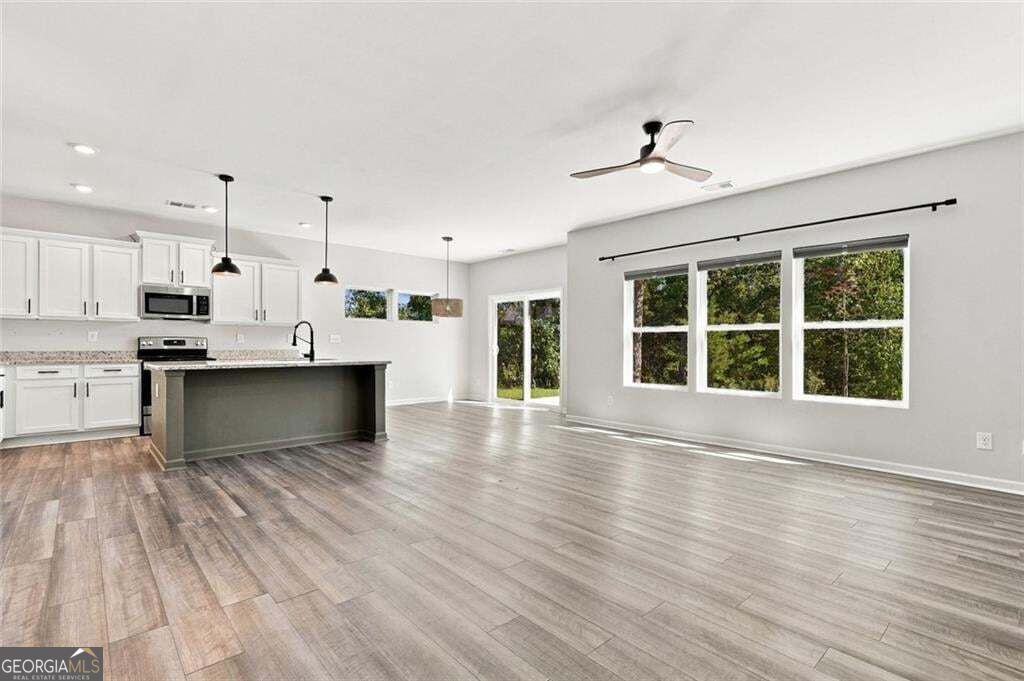 437 Tom Avery DR
