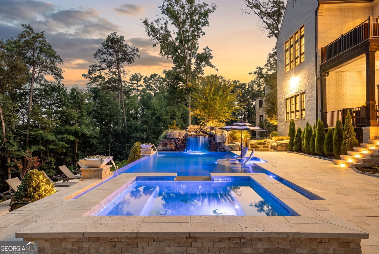 761 Woodvale PT