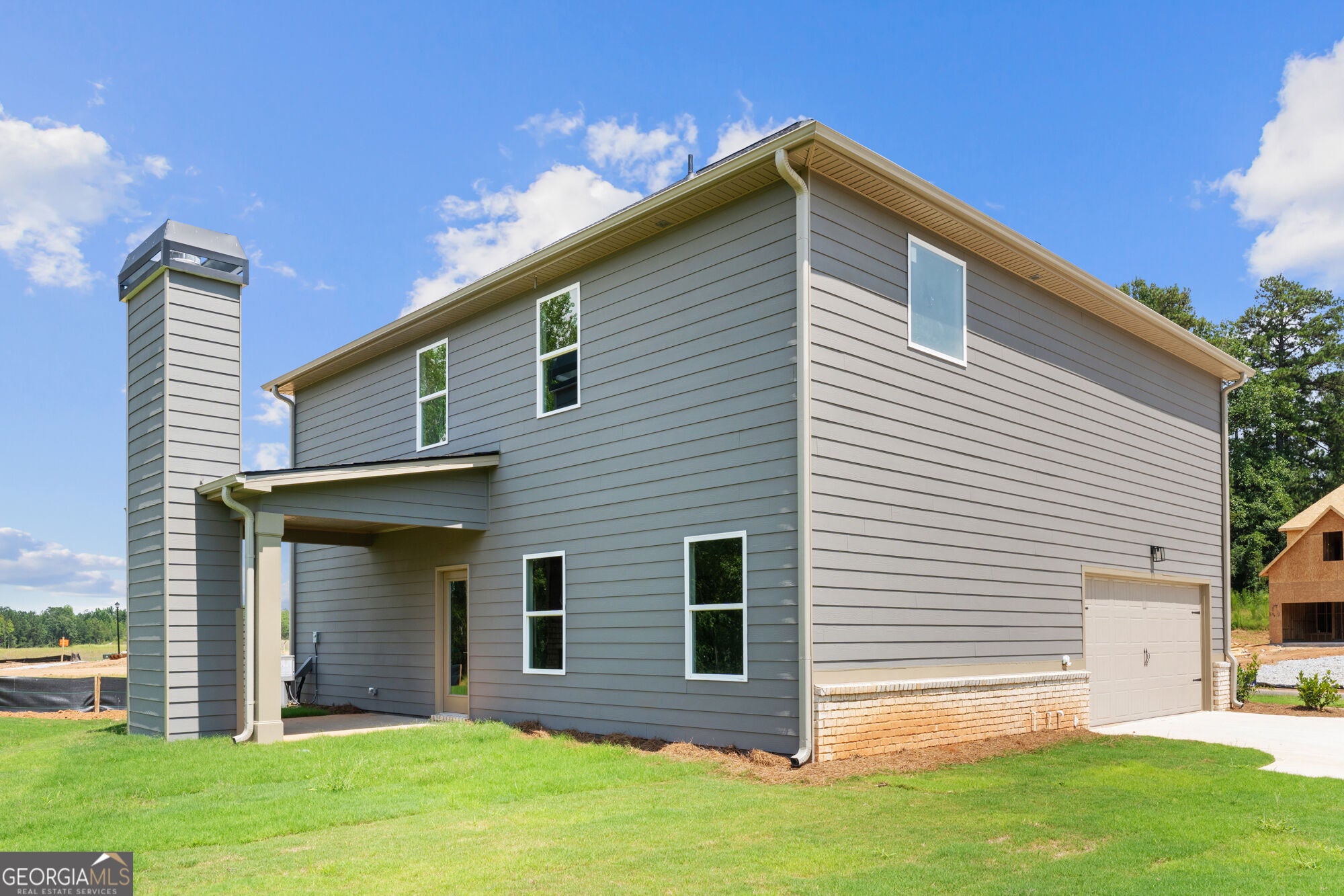 8236 Riverchase DR