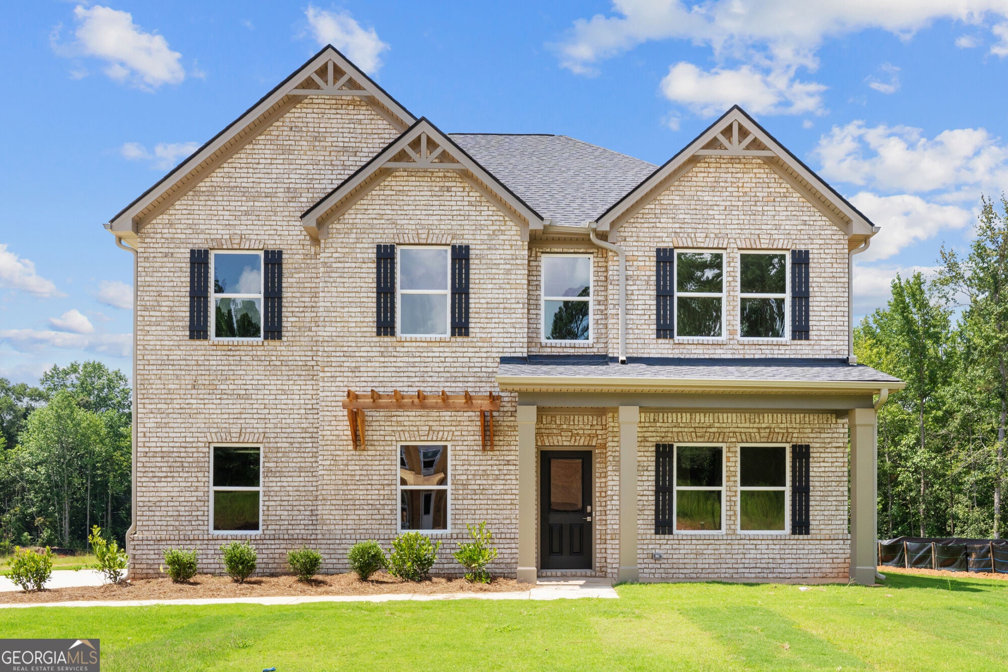 8236 Riverchase DR