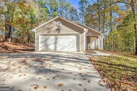 A home in Newnan