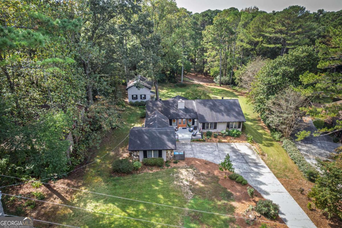 3725 Hunting Ridge DR SW