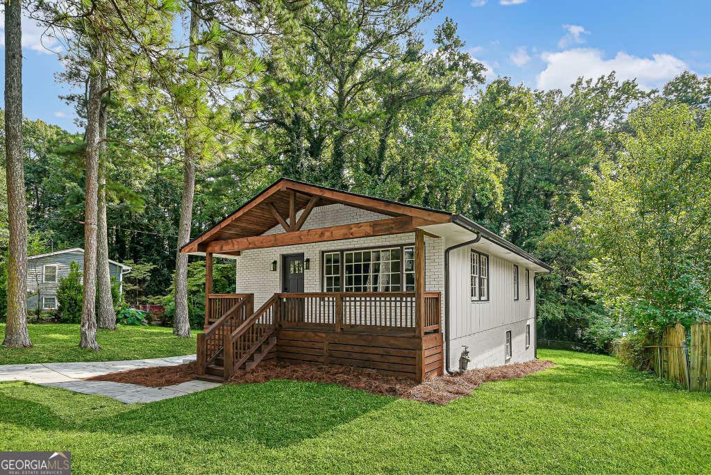 Photo of 4270 Senoa Drive NW, Kennesaw, GA 30144 (MLS # 10831760)
