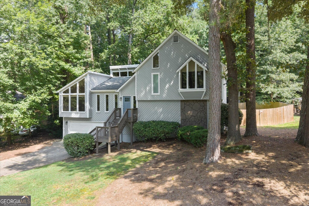 Photo of 2866 Lexington Trace, Marietta, GA 30062 (MLS # 10832852)