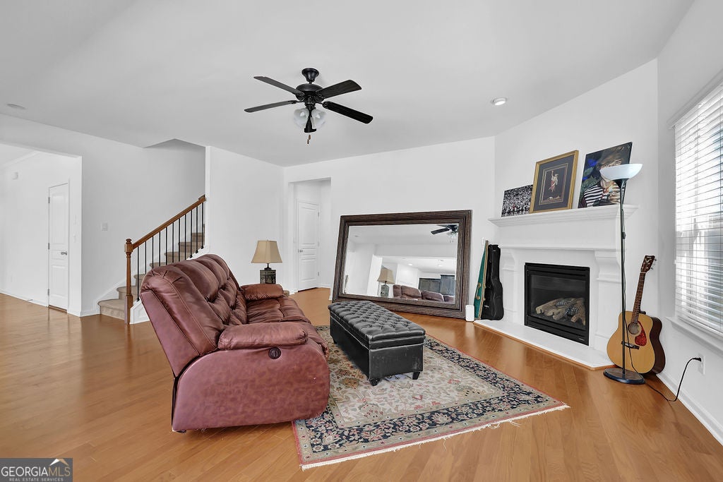 7245 Rocking Horse LN