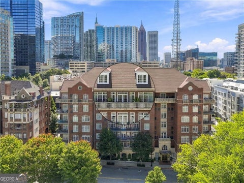 Photo for 77 Peachtree PL NE 605