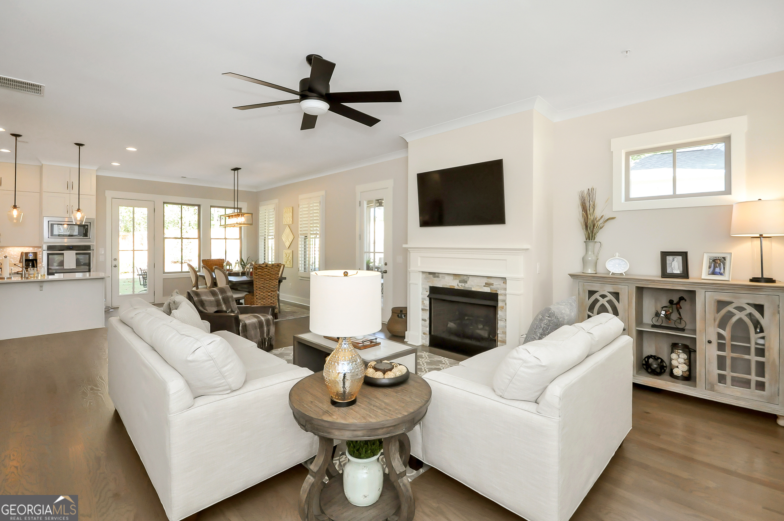 200 Dawson DR