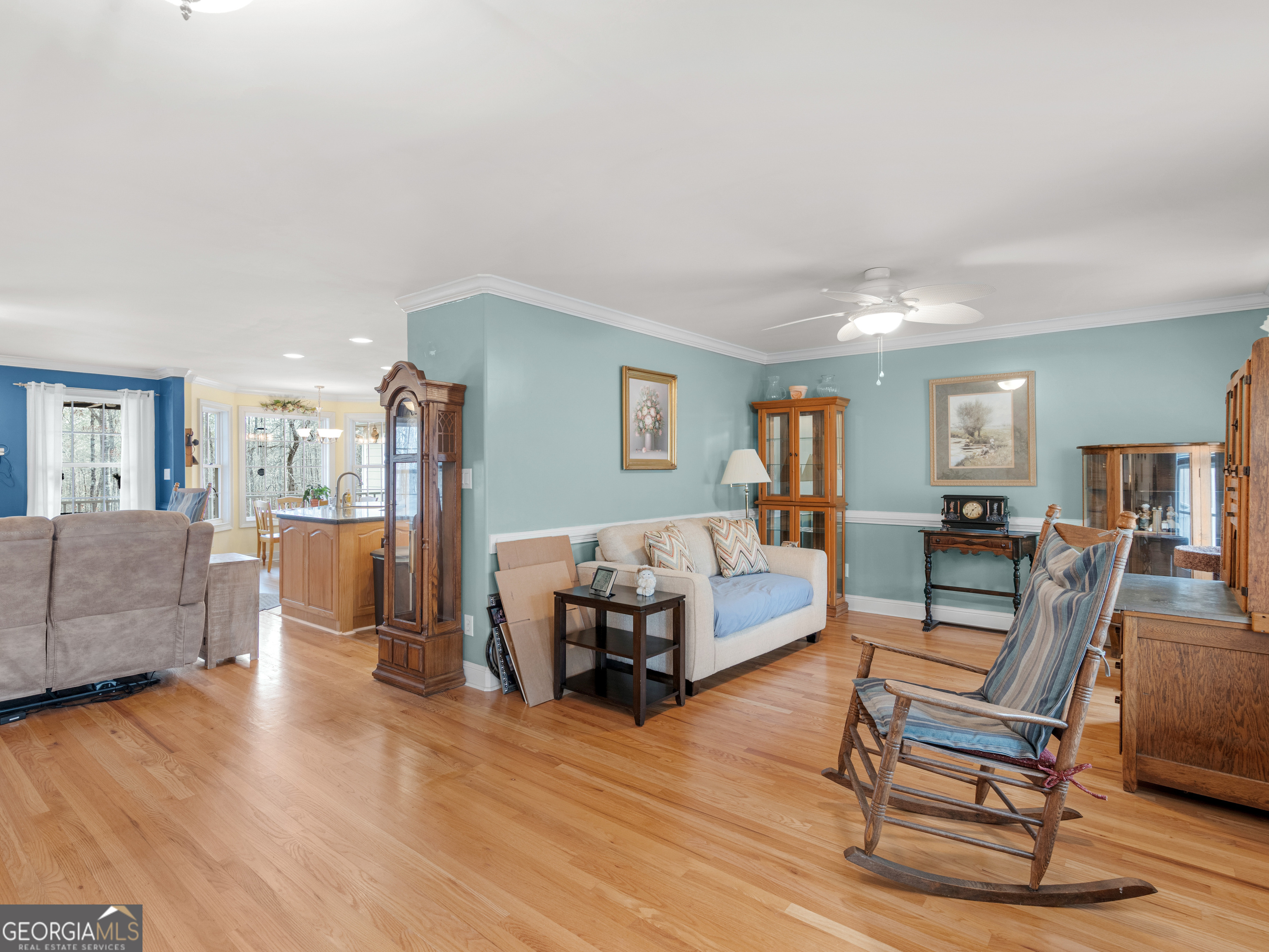 540 Davis RD
