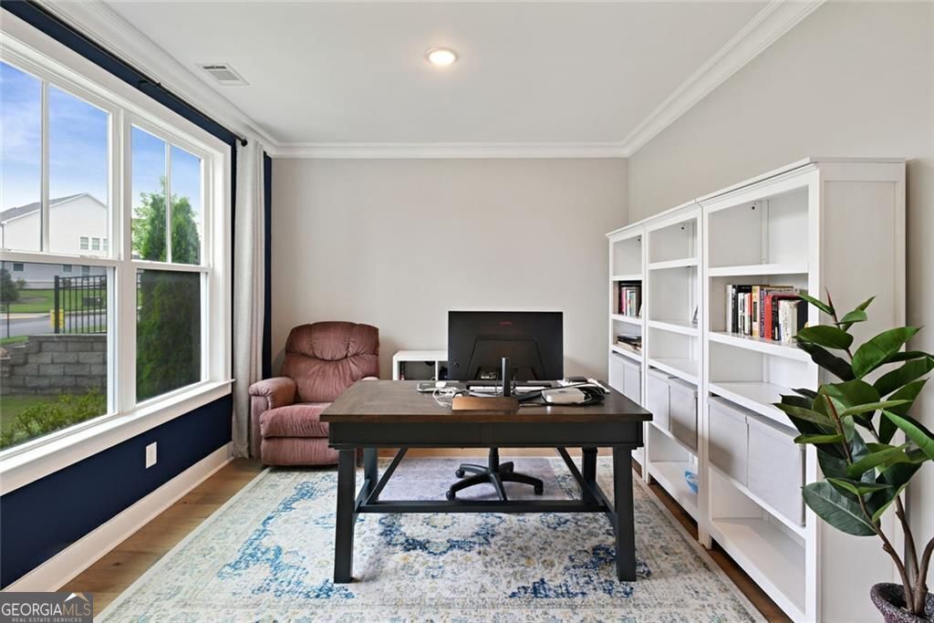 3525 Montebello PKWY