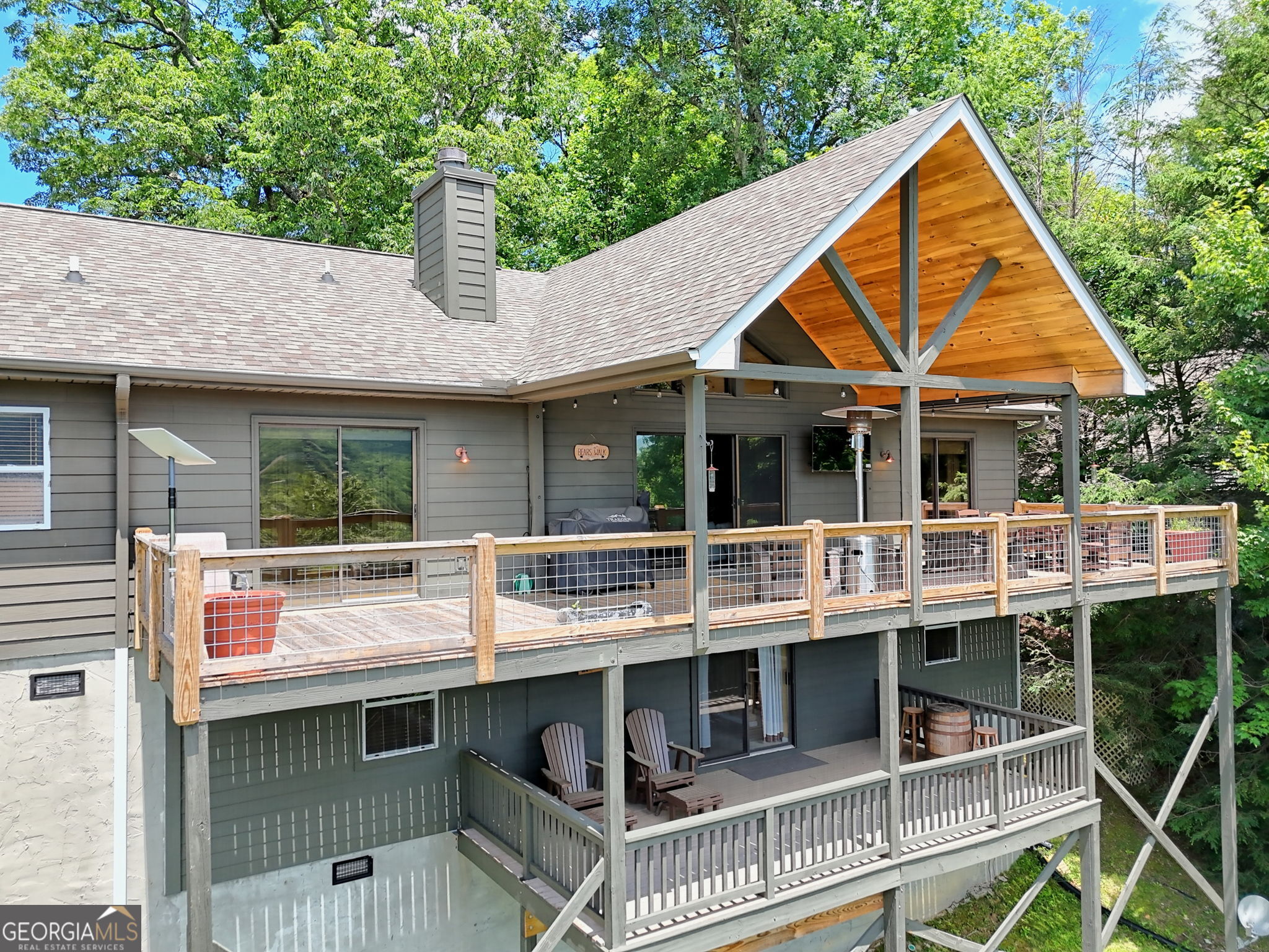 2379 Ridgepole DR