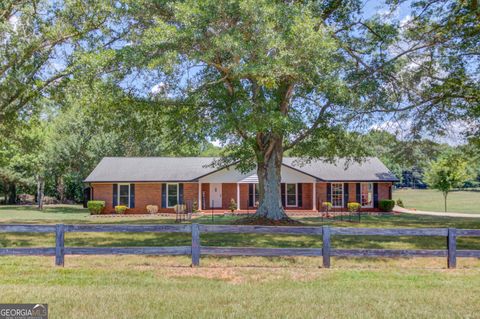 A home in Carnesville