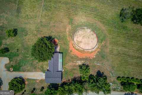 A home in Carnesville