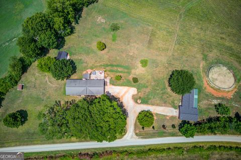 A home in Carnesville