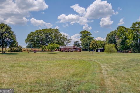 A home in Carnesville