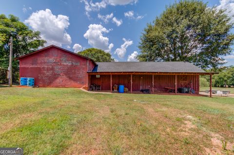 A home in Carnesville