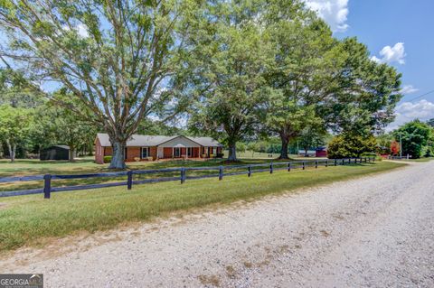 A home in Carnesville