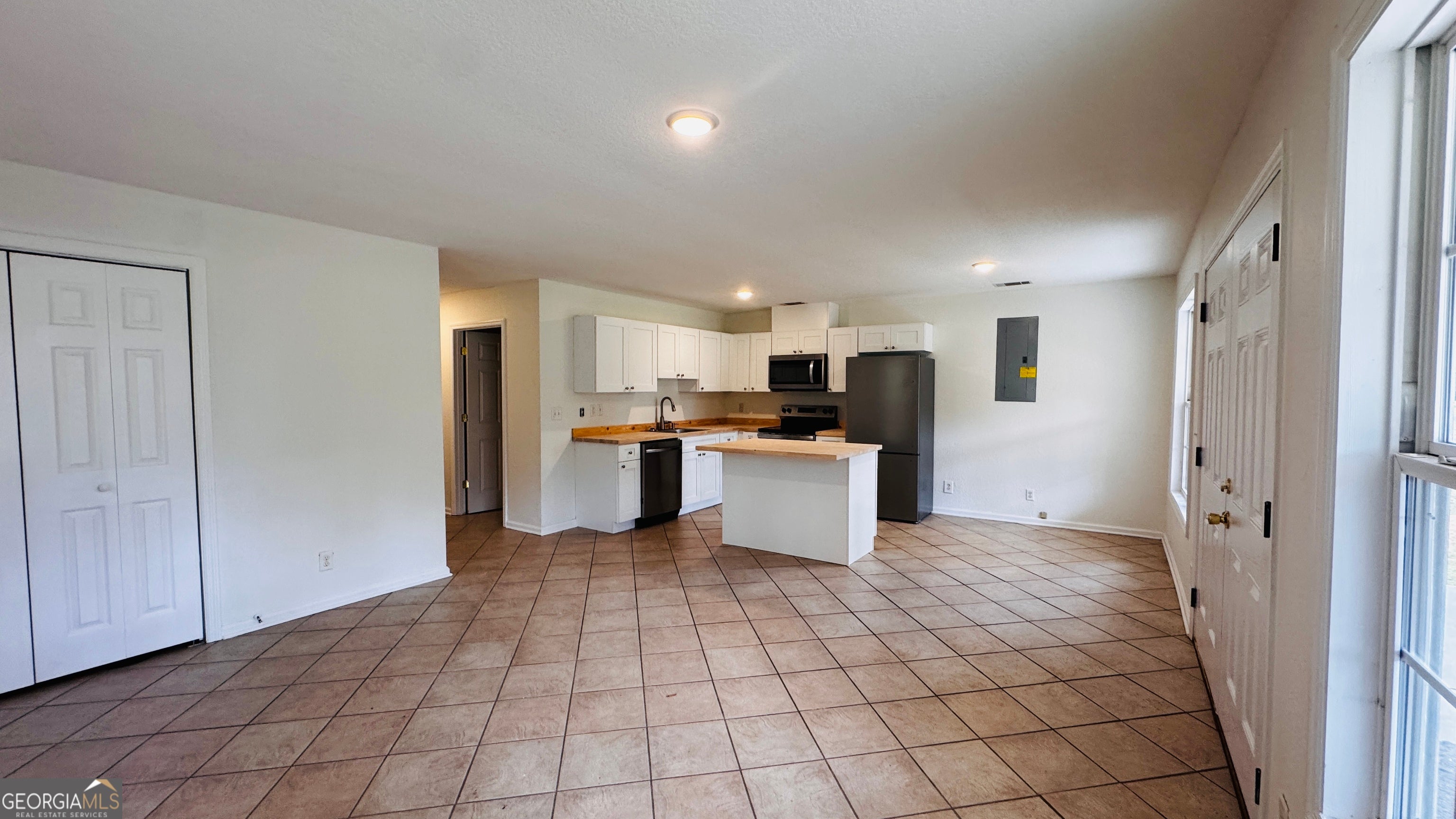 101 Mimosa CIR