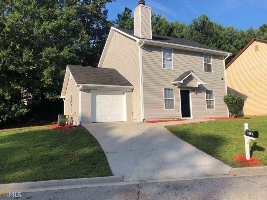 THIS BEAUTIFUL NEWLY RENOVATED HOME IN A WELL ESTABLISHED NEIGHBORHOOD IS A MUST SEE-- NEW HVAC, CARPETS, GARANITE, GLASS BACKSPLASH AND STAINLESS STEEL APPLIANCES--THIS 4 BEDROOM 3 BATH WITH 1 CAR GARAGE, GREAT FOR ENTERTAINING THE ENTIRE FAMILY--THIS HOME IS BEAUTIFUL INSIDE AND OUT--DON'T LET IT PASS YOU BY!