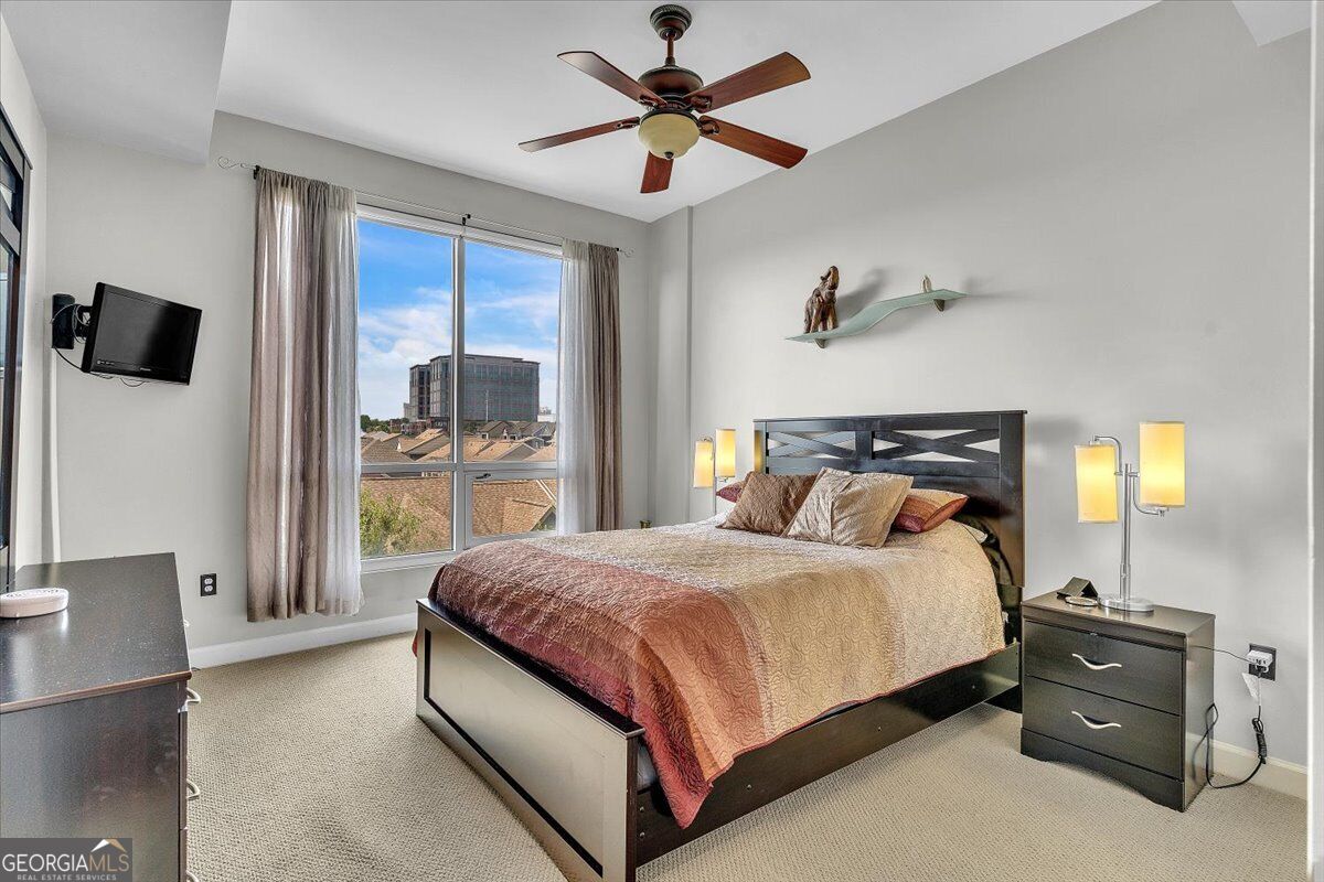 711 Cosmopolitan DR NE 403