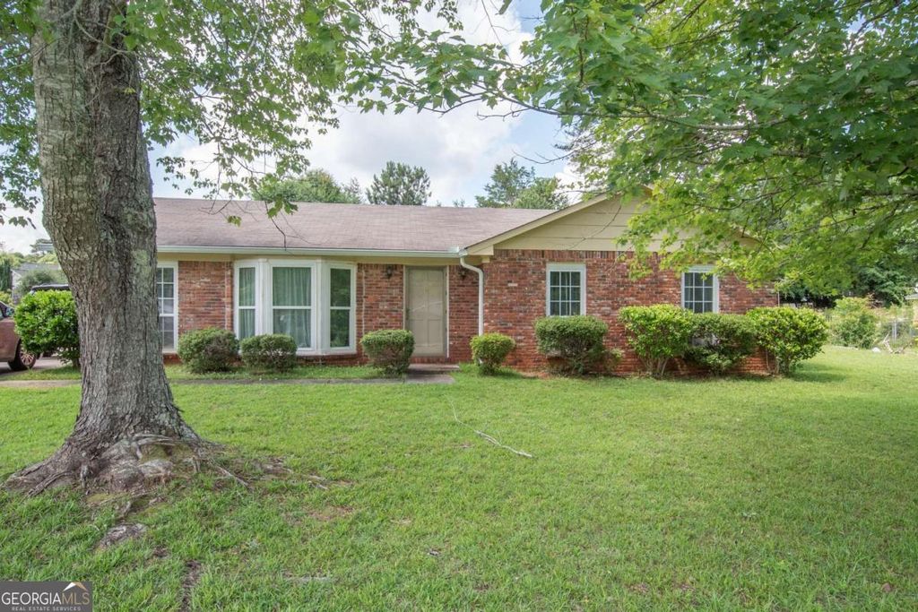 Photo of 217 Cosby Drive, Lagrange, GA 30241 (MLS # 10777060)