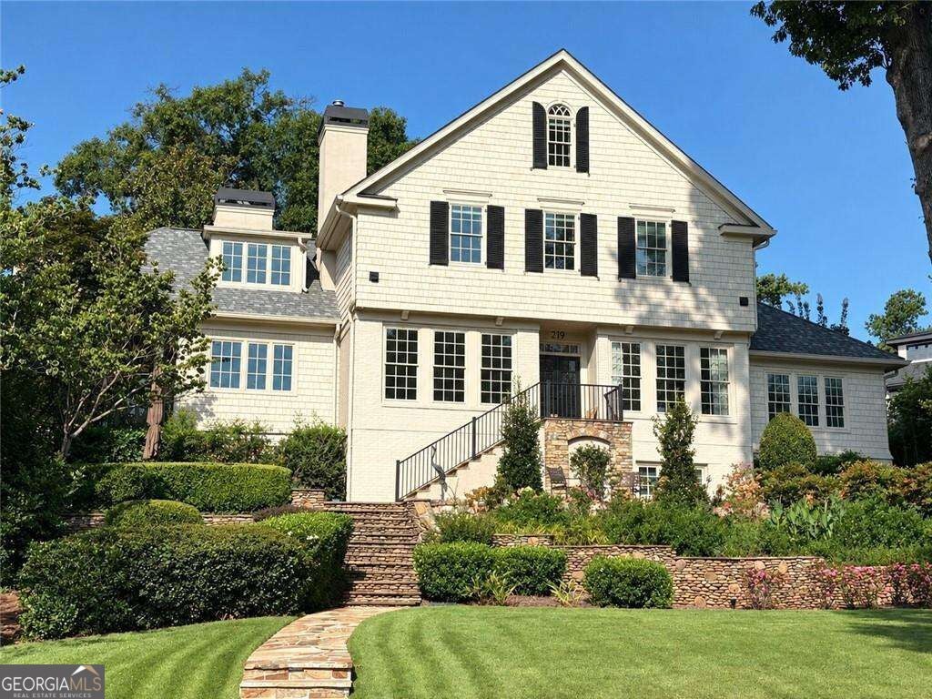 Photo of 219 Little John Trail NE, Atlanta, GA 30309 (MLS # 10854813)