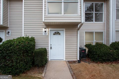 102 Governors DR Forest Park GA 30297