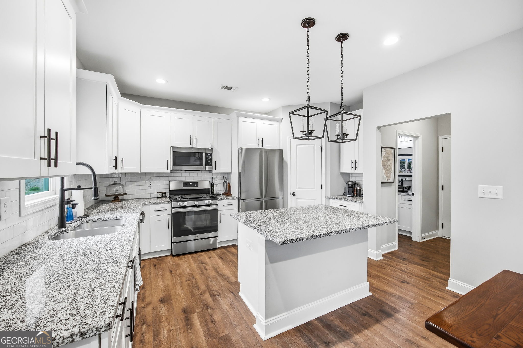 238 Observation Pointe