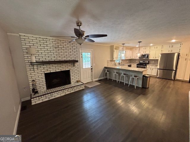 KINGSRIDGE ESTATE - Residential Lease