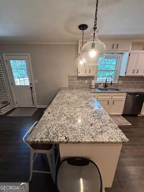 KINGSRIDGE ESTATE - Residential Lease