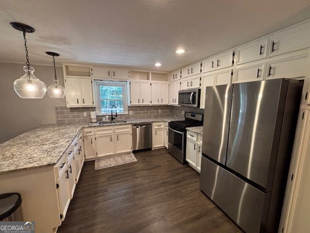 KINGSRIDGE ESTATE - Residential Lease