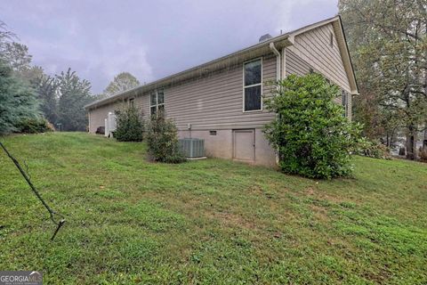 A home in Hiawassee