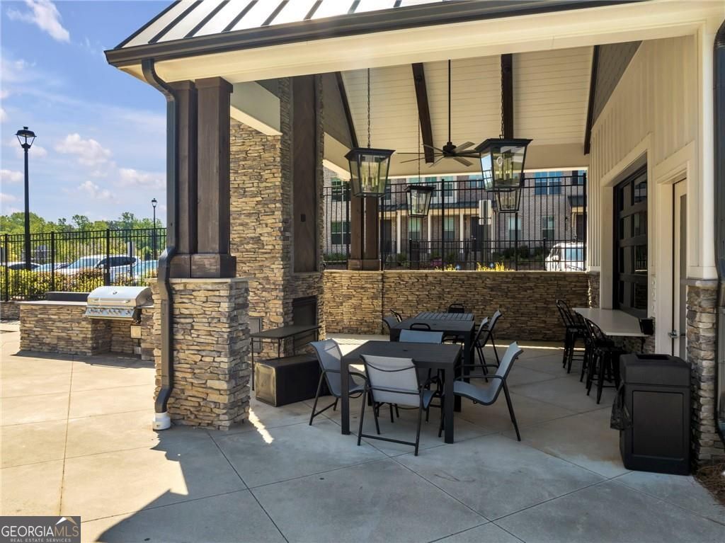 Doraville, Georgia 30360, United States, 4 Bedrooms Bedrooms, ,4 BathroomsBathrooms,Residential,Active,131883