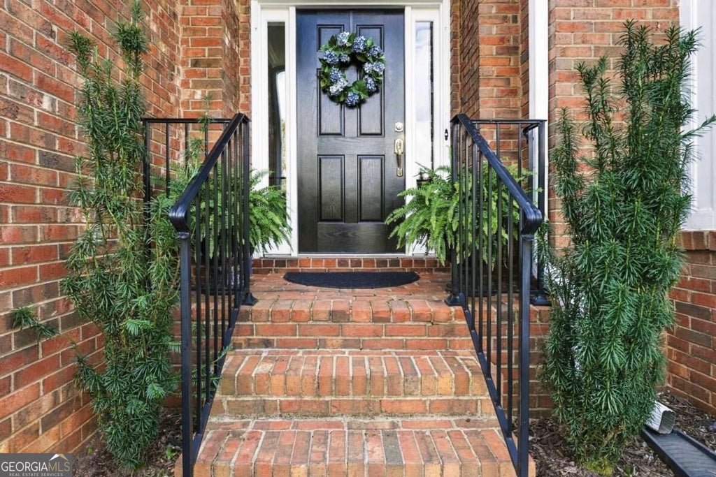 Photo of 2150 Roos Place NE, Marietta, GA 30066 (MLS # 10851923)