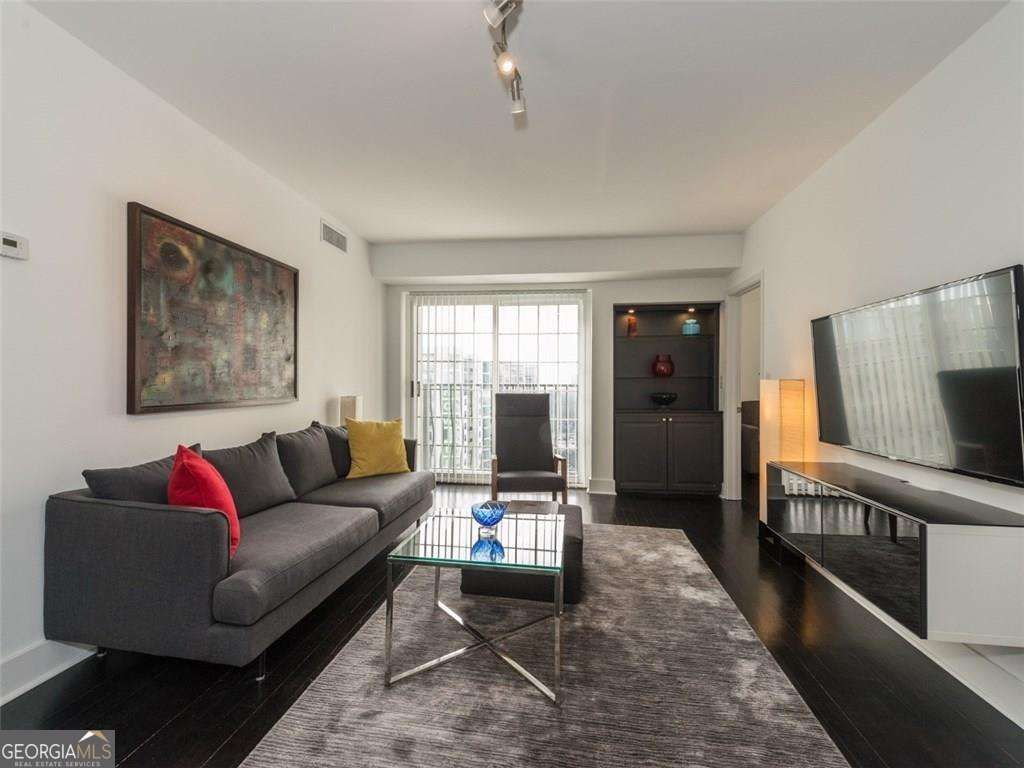 Photo of 199 14th Street NE #2207, Atlanta, GA 30309 (MLS # 10742995)