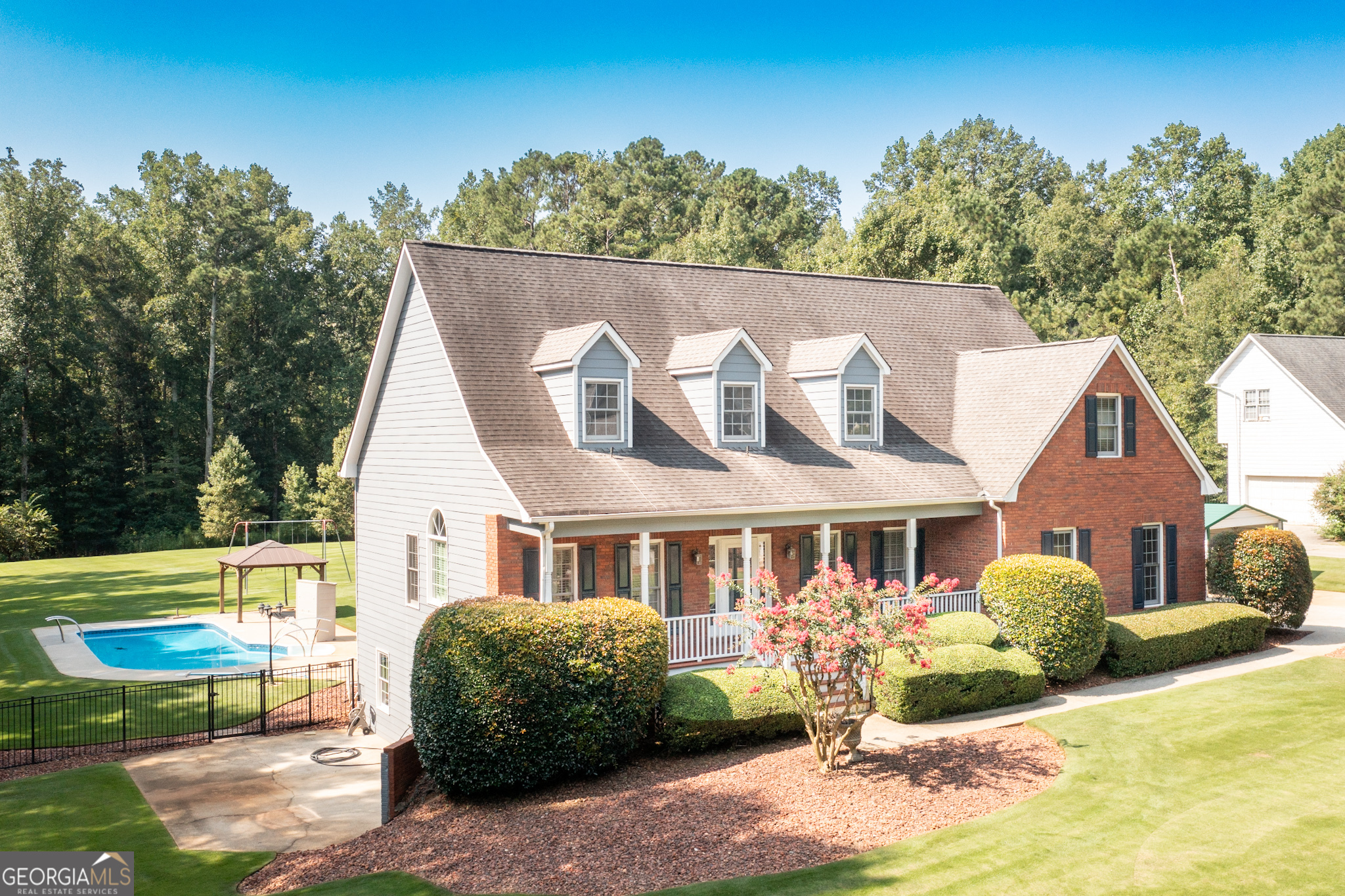 Fayetteville, Georgia 30215, United States, 4 Bedrooms Bedrooms, ,4 BathroomsBathrooms,Residential,Active,197070