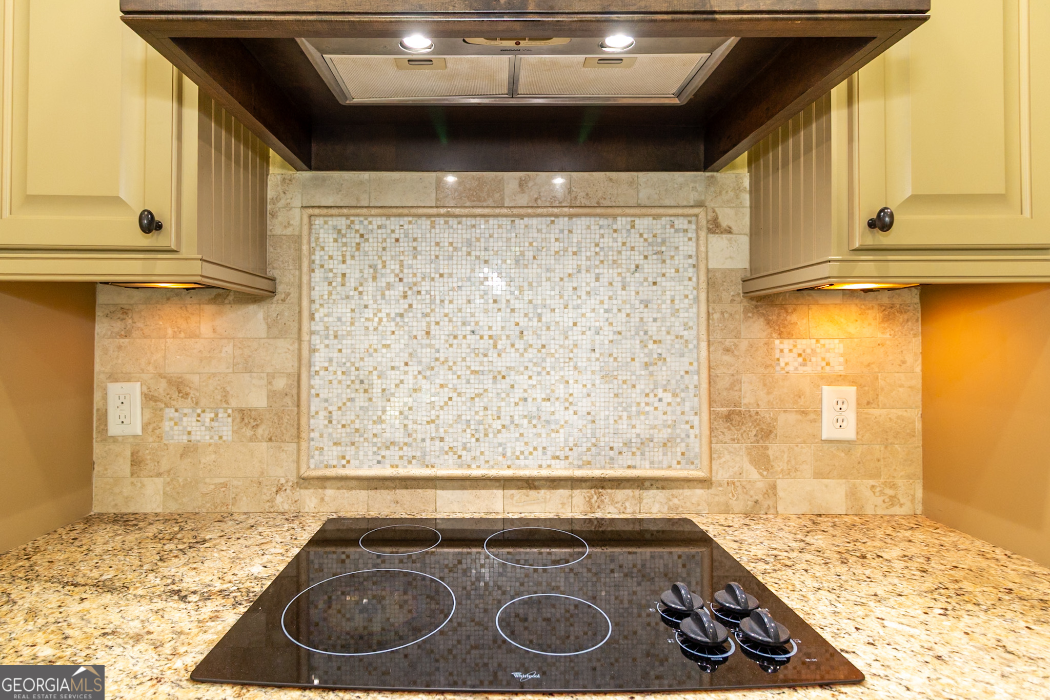 Fayetteville, Georgia 30215, United States, 4 Bedrooms Bedrooms, ,4 BathroomsBathrooms,Residential,Active,197070