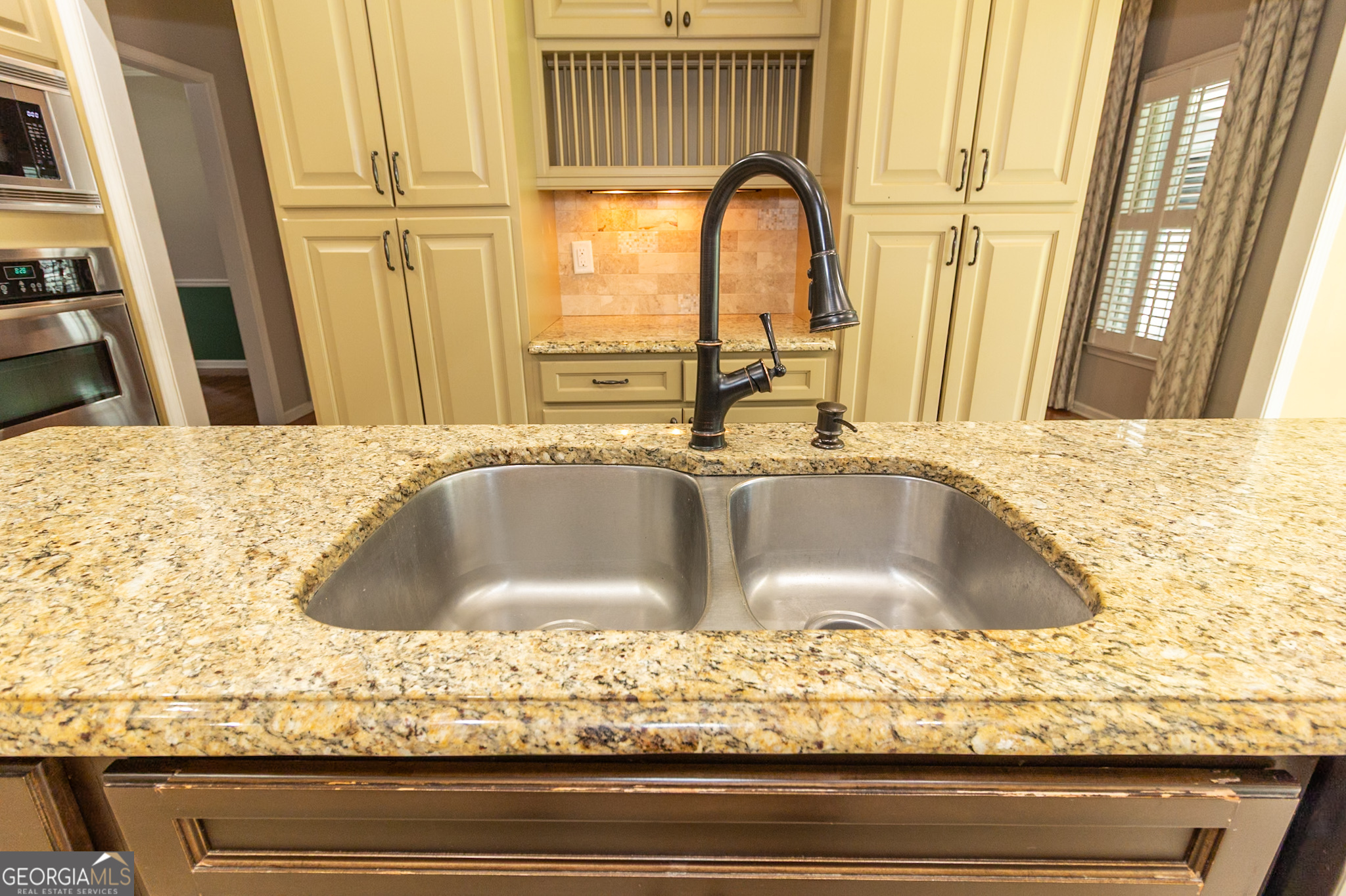 Fayetteville, Georgia 30215, United States, 4 Bedrooms Bedrooms, ,4 BathroomsBathrooms,Residential,Active,197070