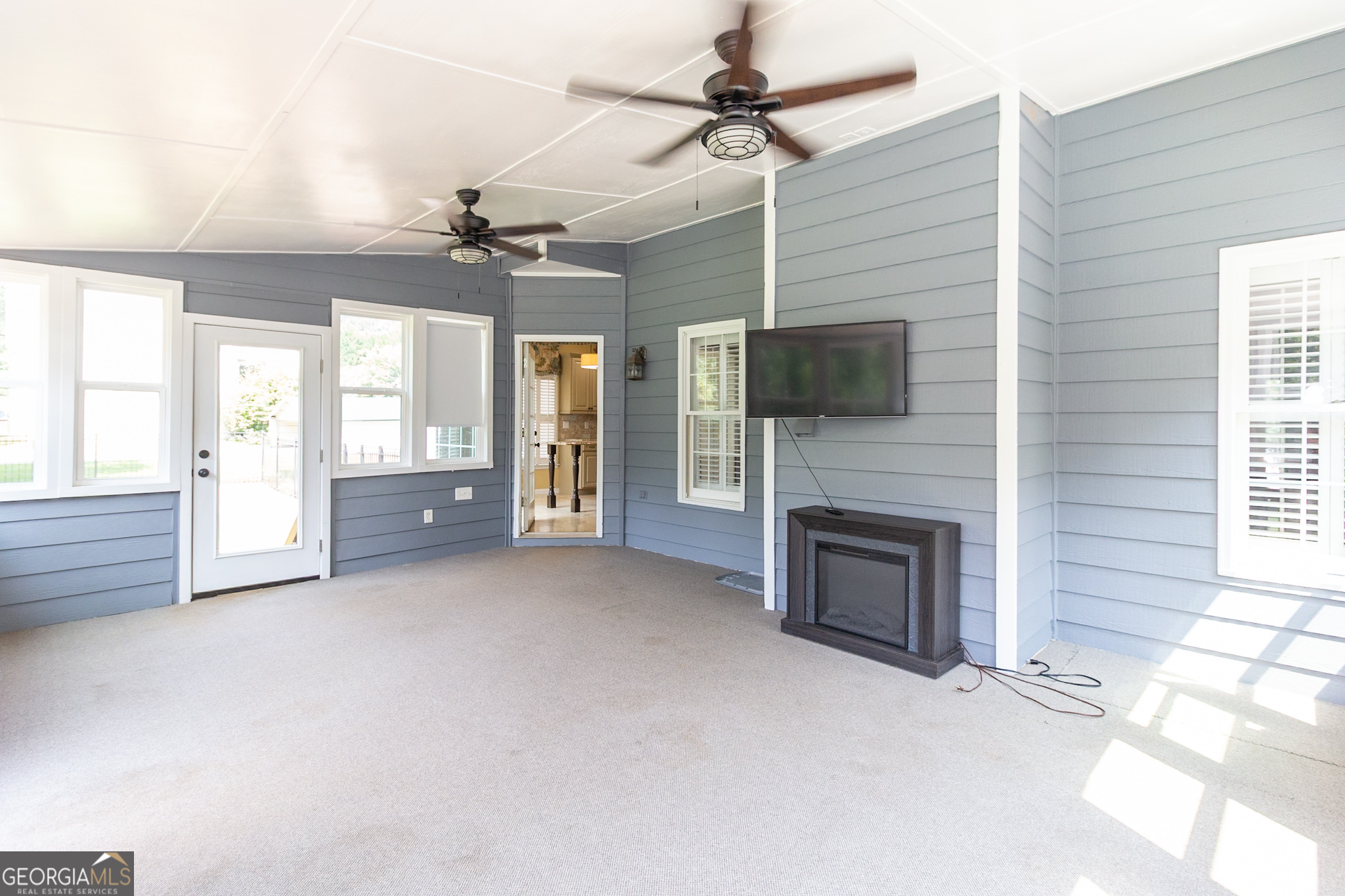 Fayetteville, Georgia 30215, United States, 4 Bedrooms Bedrooms, ,4 BathroomsBathrooms,Residential,Active,197070