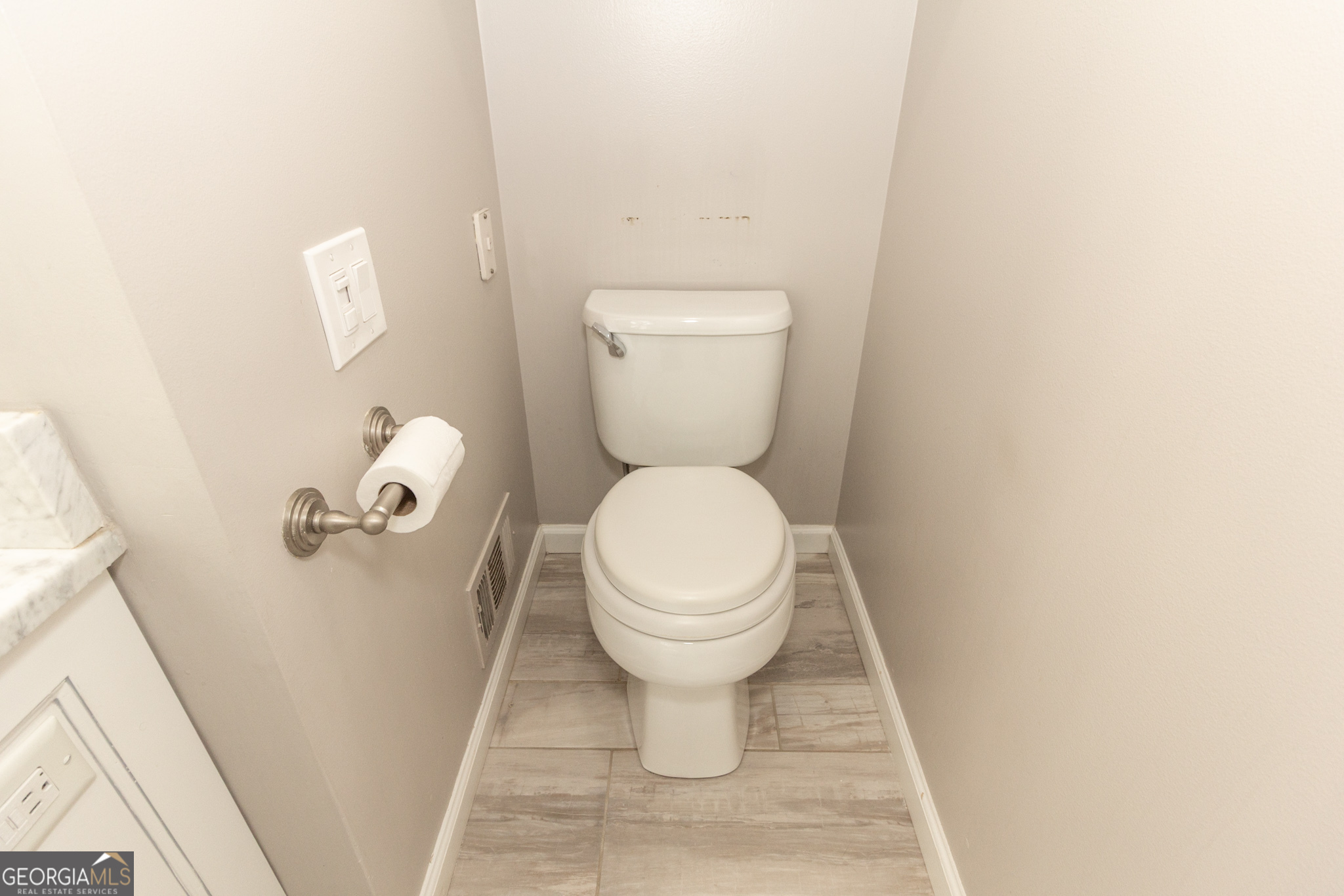 Fayetteville, Georgia 30215, United States, 4 Bedrooms Bedrooms, ,4 BathroomsBathrooms,Residential,Active,197070