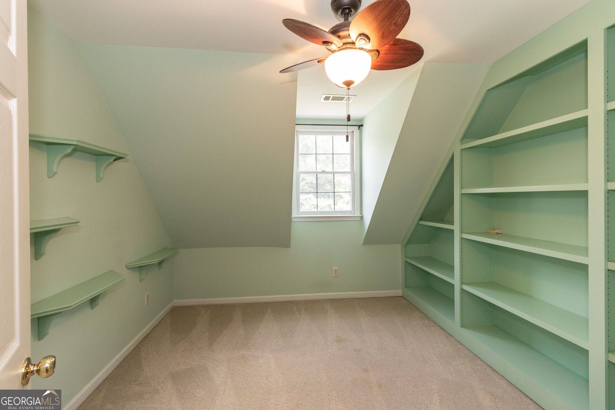 Fayetteville, Georgia 30215, United States, 4 Bedrooms Bedrooms, ,4 BathroomsBathrooms,Residential,Active,197070