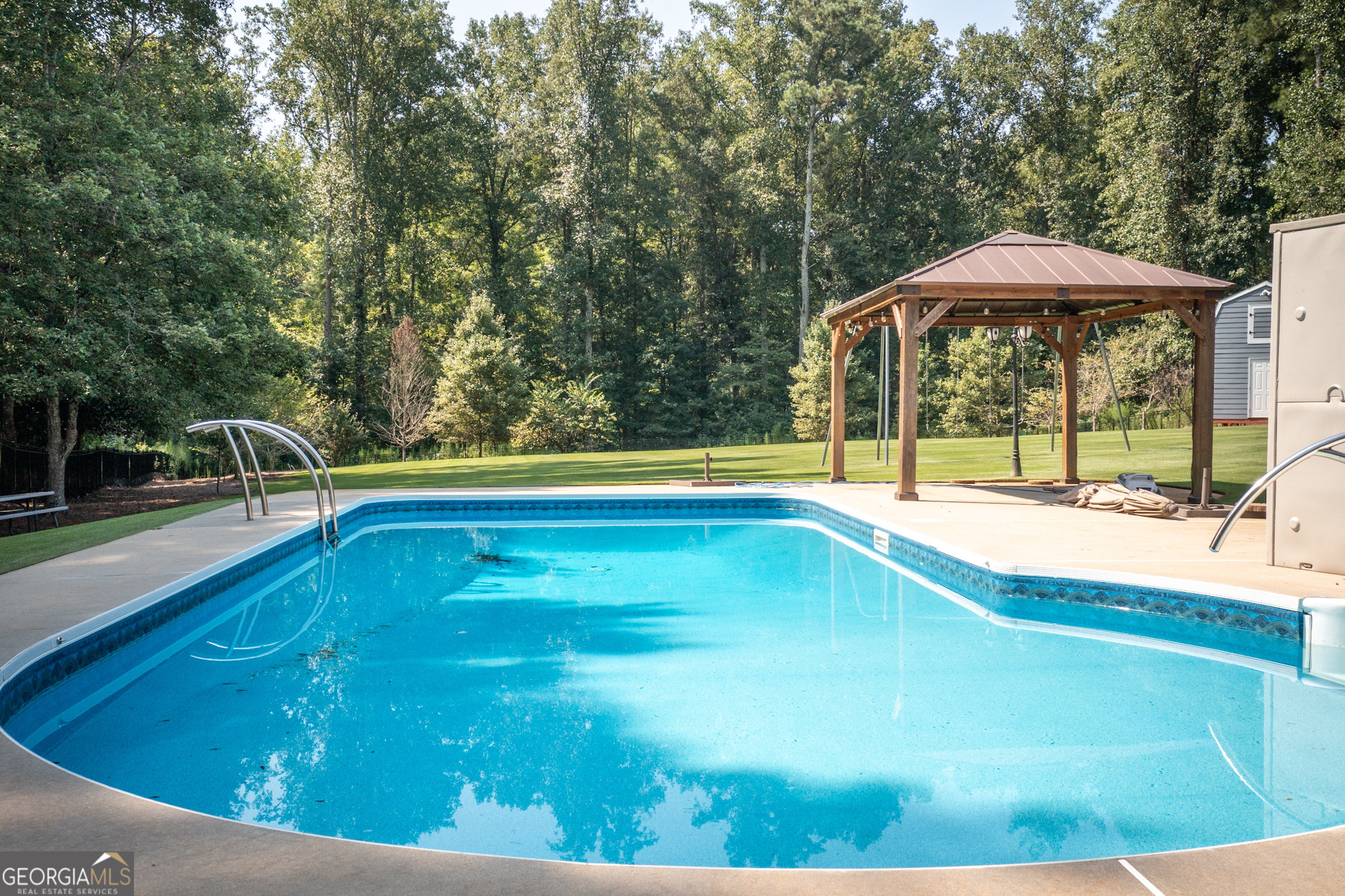 Fayetteville, Georgia 30215, United States, 4 Bedrooms Bedrooms, ,4 BathroomsBathrooms,Residential,Active,197070