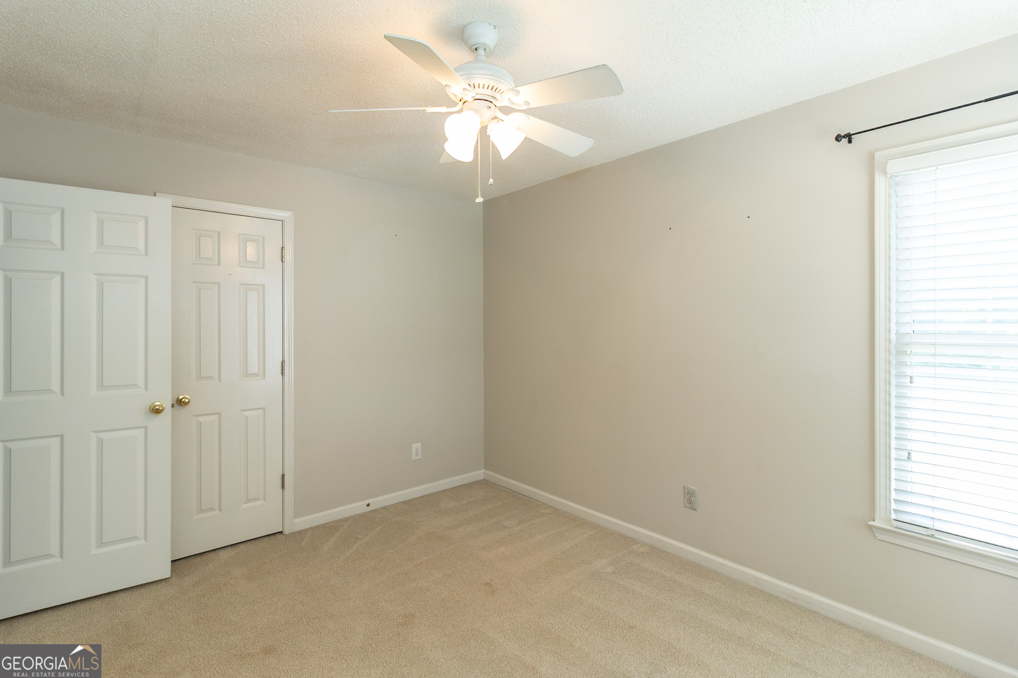 Fayetteville, Georgia 30215, United States, 4 Bedrooms Bedrooms, ,4 BathroomsBathrooms,Residential,Active,197070